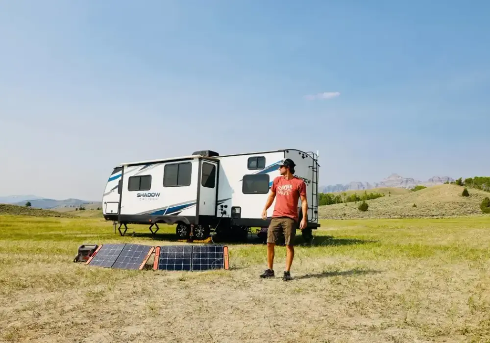 Czy solar turystyczny sprawdza się w podróży? Test praktyczny 2025