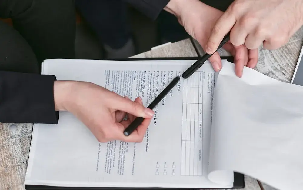 Jak bezpiecznie wypowiedzieć umowę Fortum? Unikaj mocnych pułapek